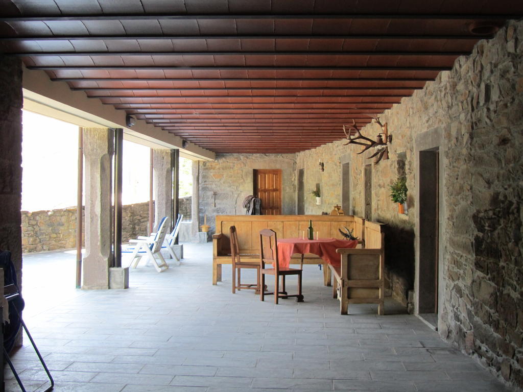 Apartamentos Rurales Casa Baltasar Monasterio De Hermo Esterno foto